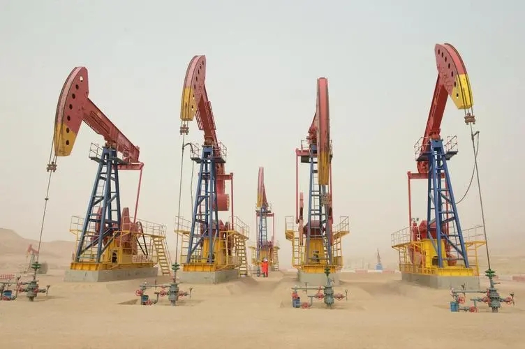 油田評(píng)估和勘探